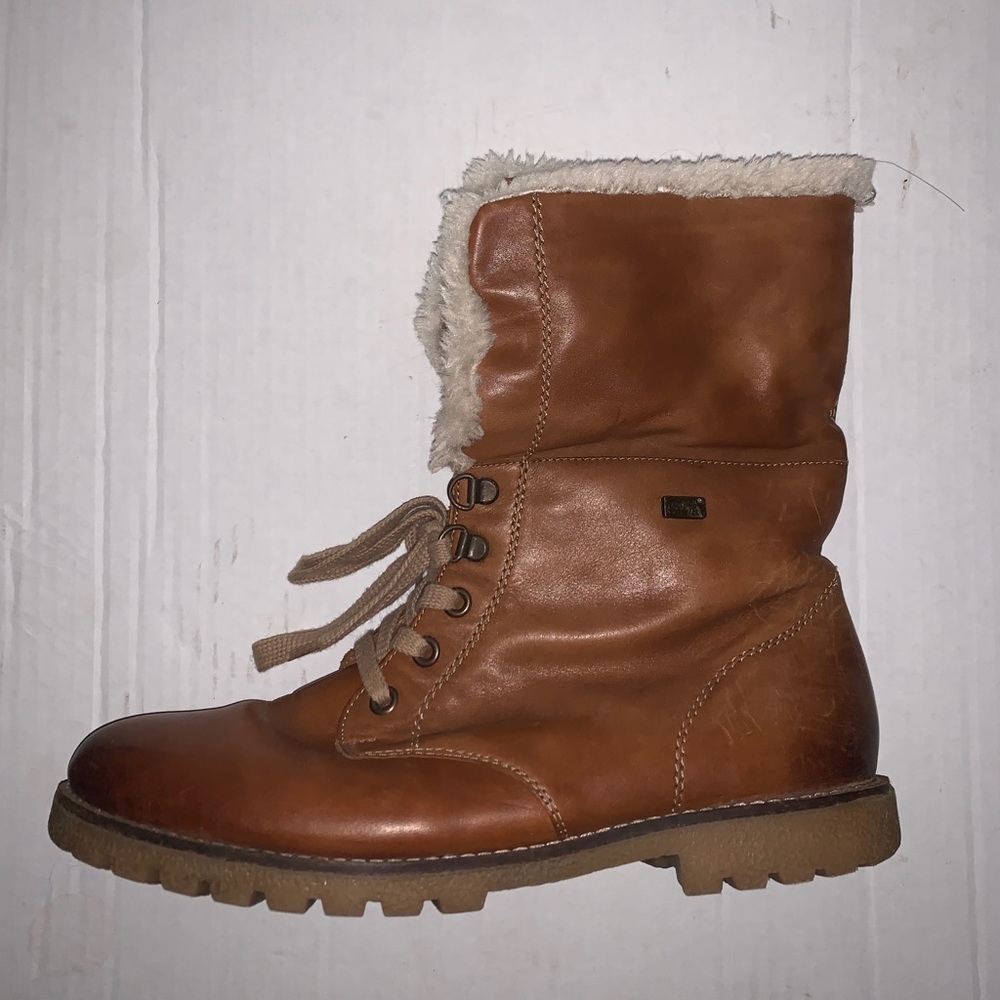 Remonte Women’s Fuzzy Tan Combat Boots Waterproof